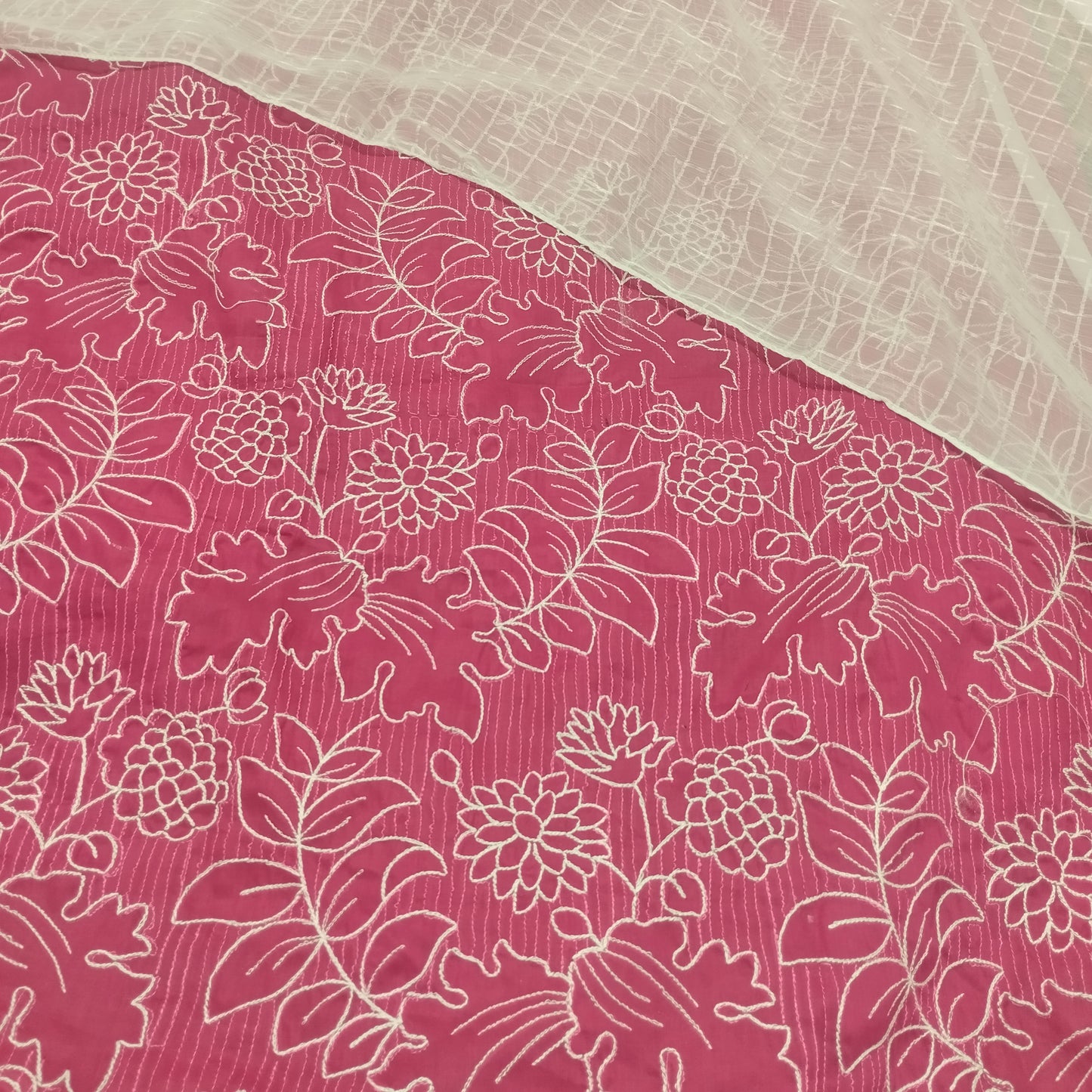 Embroidered lawn 3pc