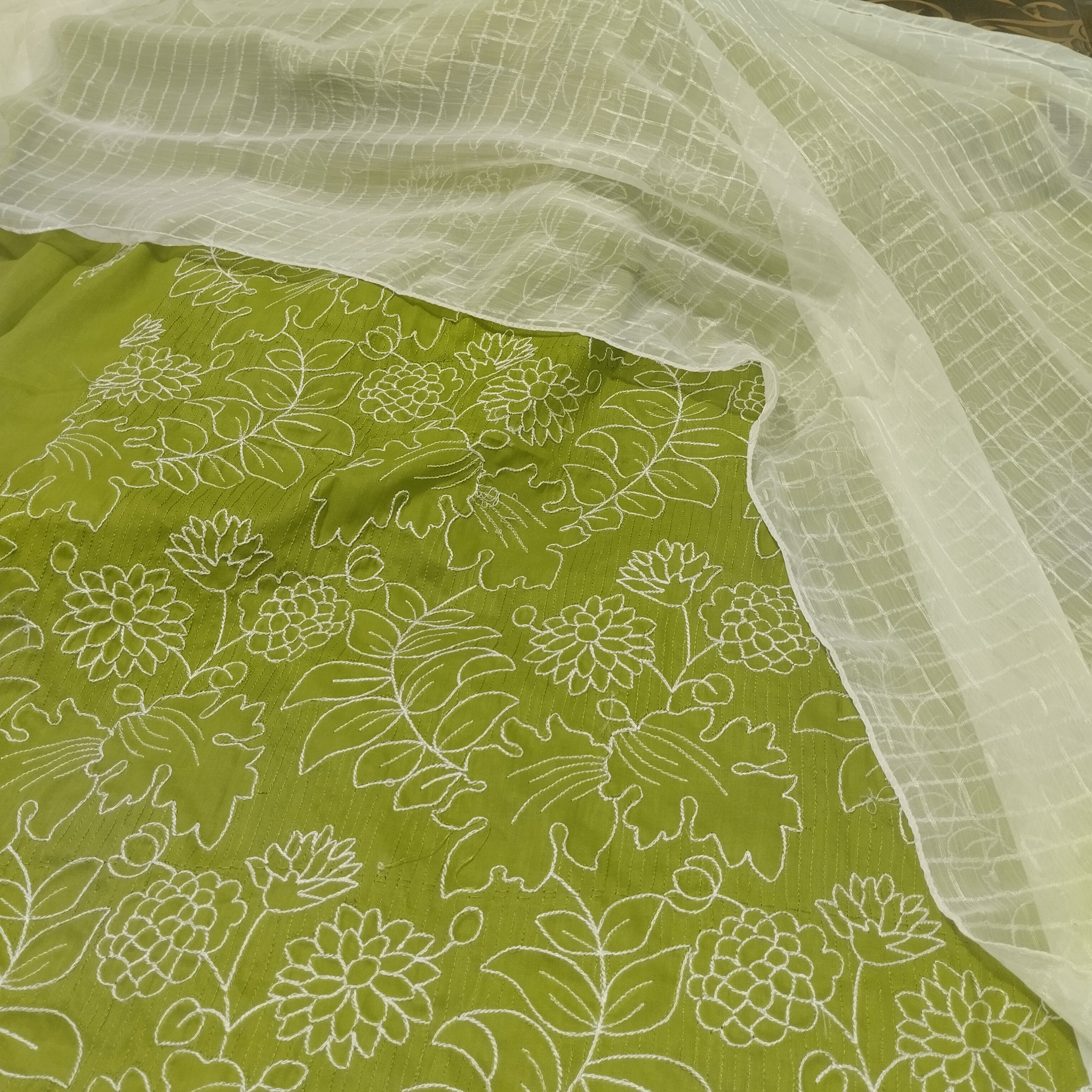 Embroidered 3pc lawn