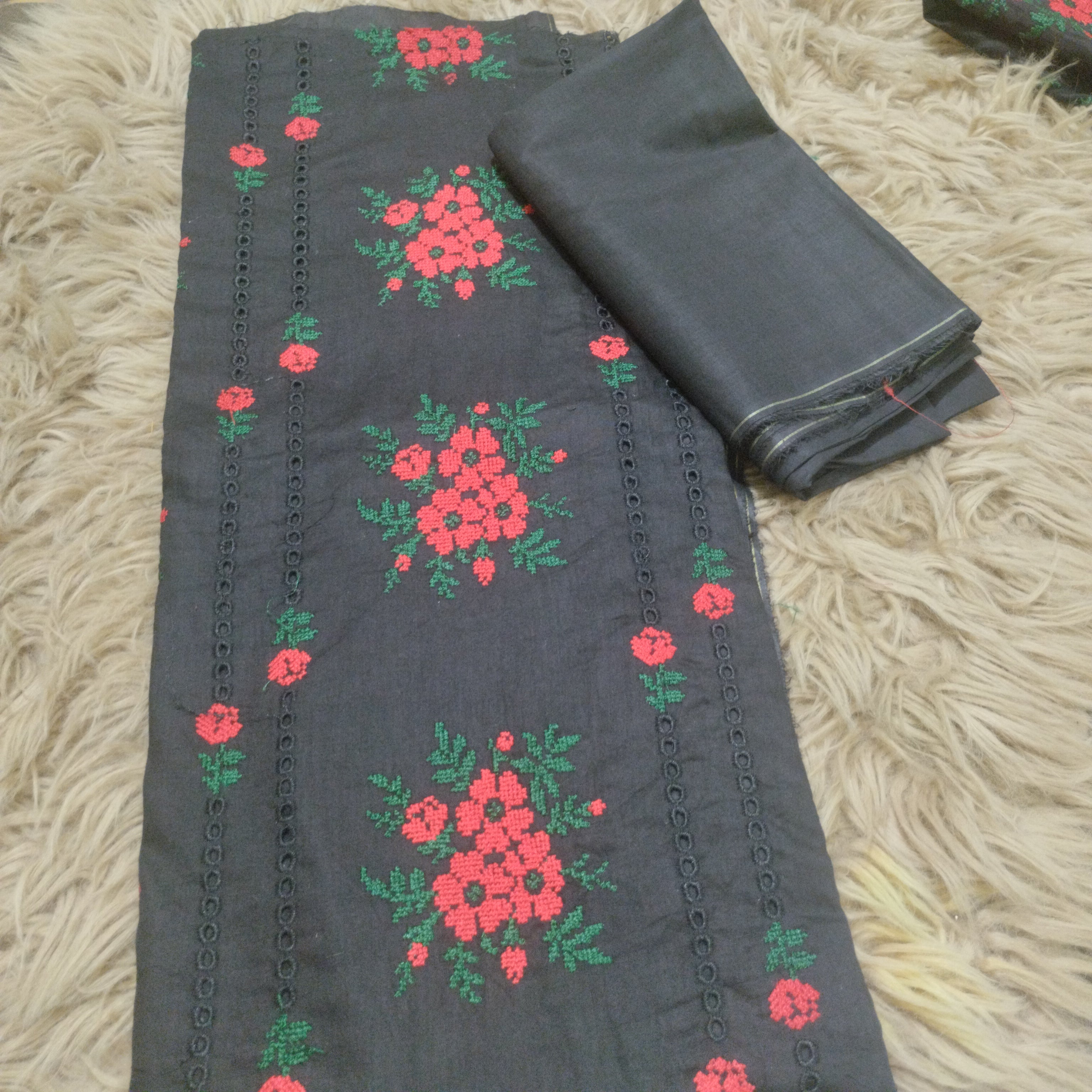 2pc embroidered black